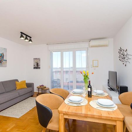 ספליט Spacious Apartment Smile With Terrace And Secure Garage מראה חיצוני תמונה