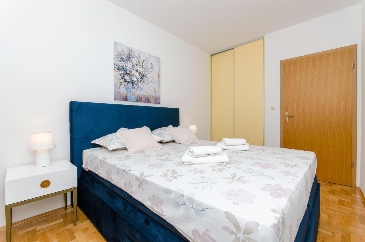 ספליט Spacious Apartment Smile With Terrace And Secure Garage מראה חיצוני תמונה