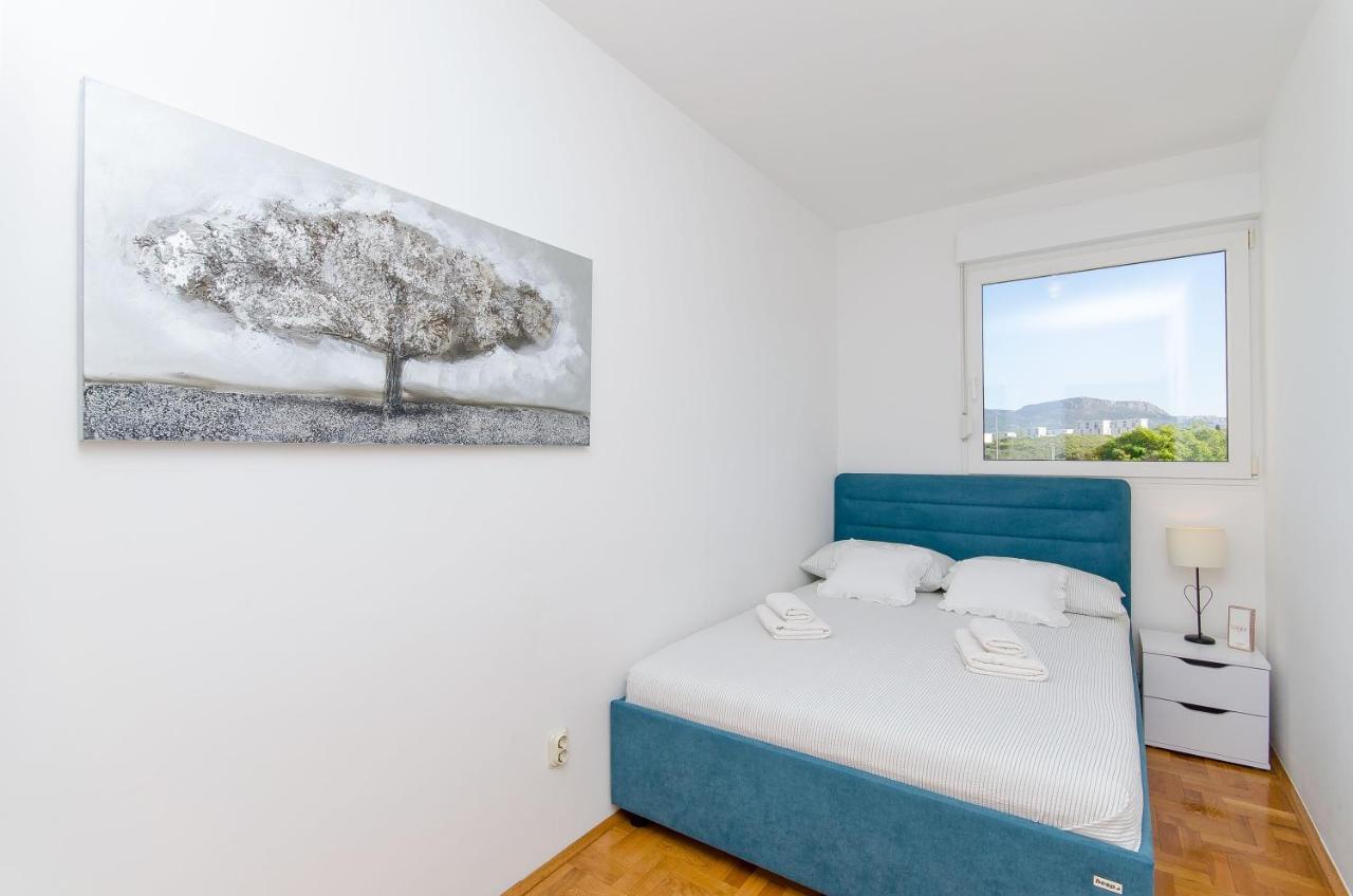 ספליט Spacious Apartment Smile With Terrace And Secure Garage מראה חיצוני תמונה