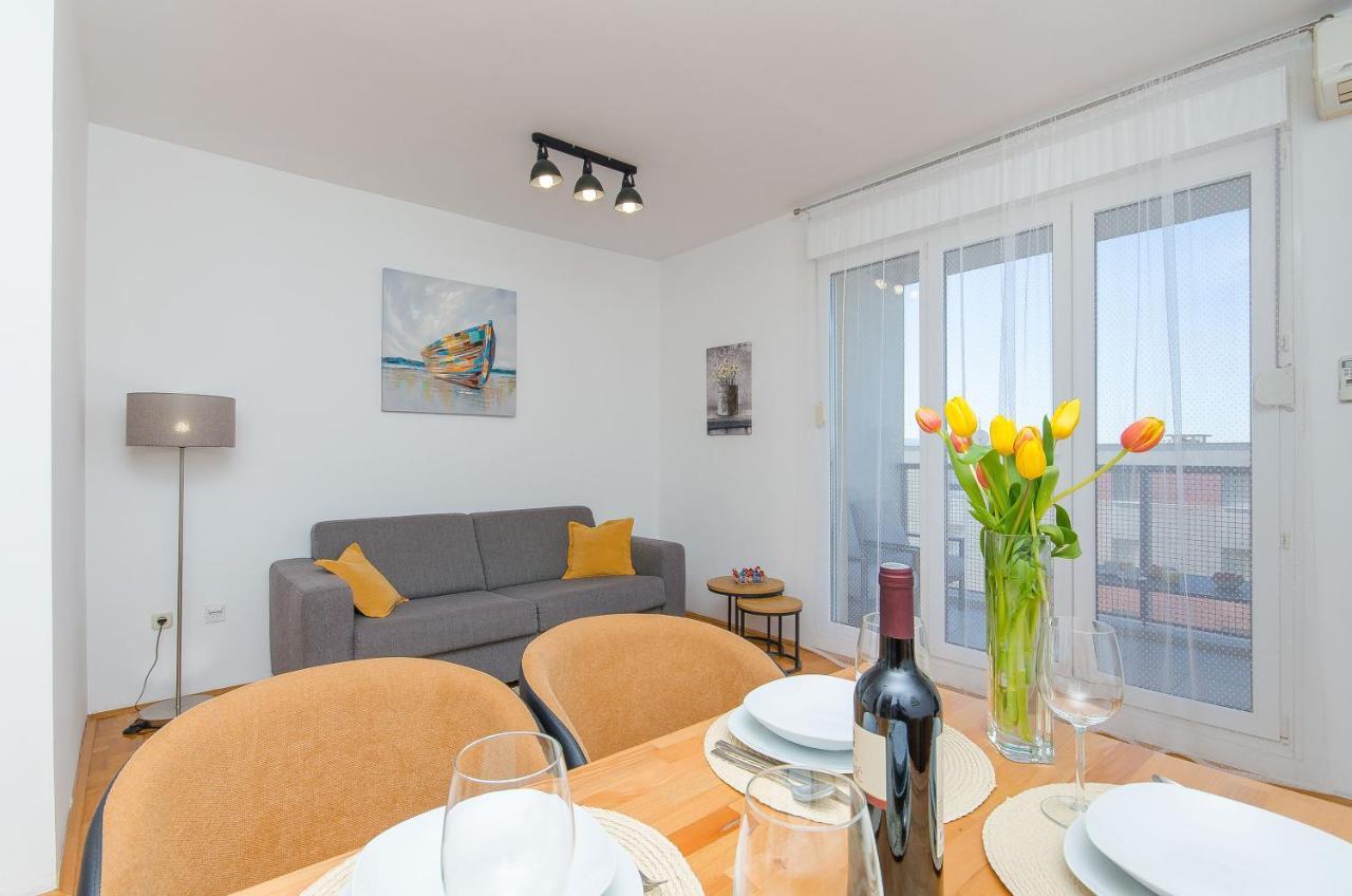 ספליט Spacious Apartment Smile With Terrace And Secure Garage מראה חיצוני תמונה