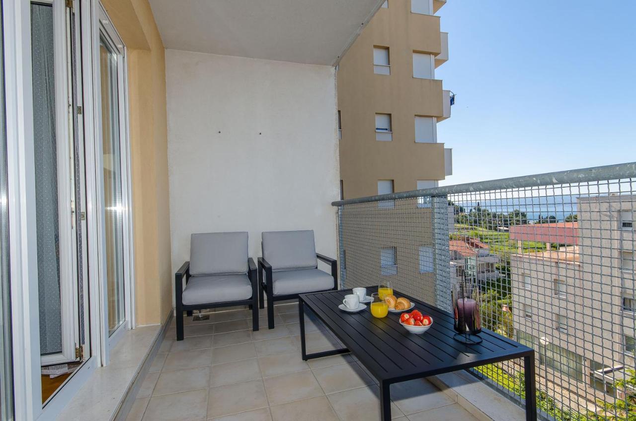 ספליט Spacious Apartment Smile With Terrace And Secure Garage מראה חיצוני תמונה
