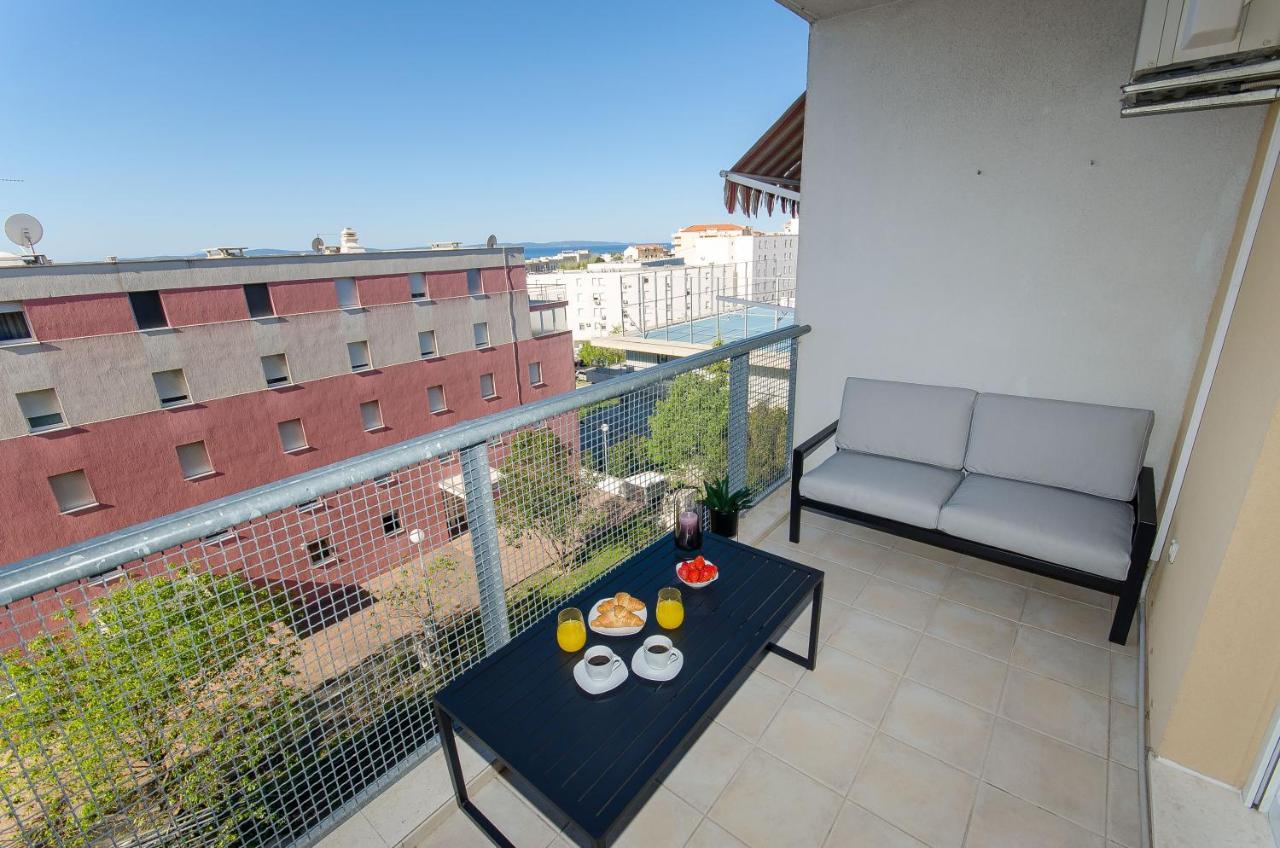 ספליט Spacious Apartment Smile With Terrace And Secure Garage מראה חיצוני תמונה